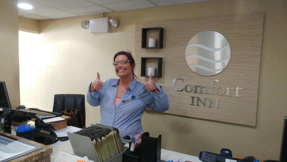 Comfort Inn Airport South Portland Exterior foto