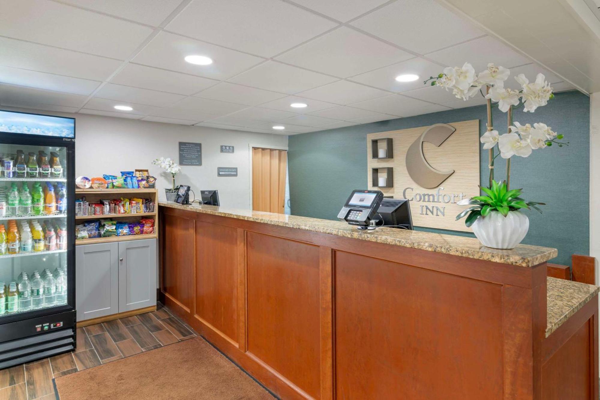 Comfort Inn Airport South Portland Exterior foto